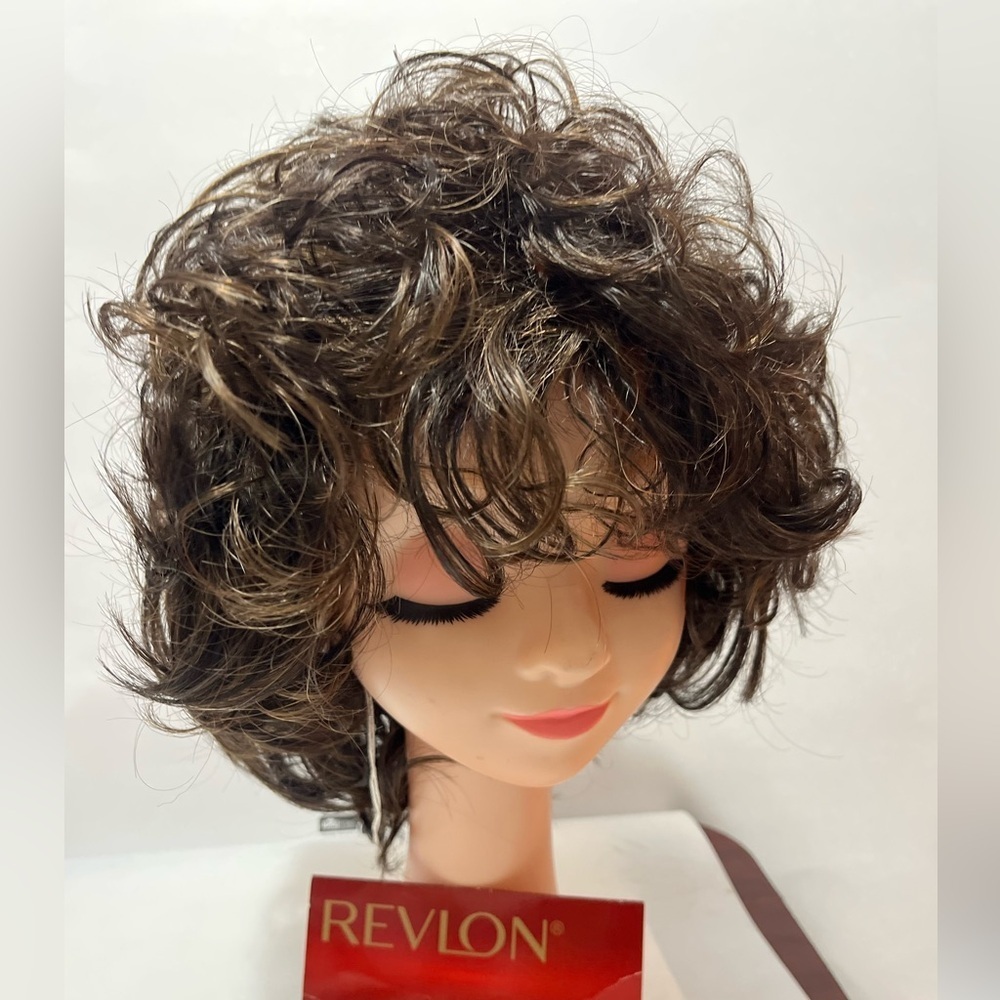 Revlon Curly Brown Wig VEGAS color 8R  for Women - Picture 2 of 7